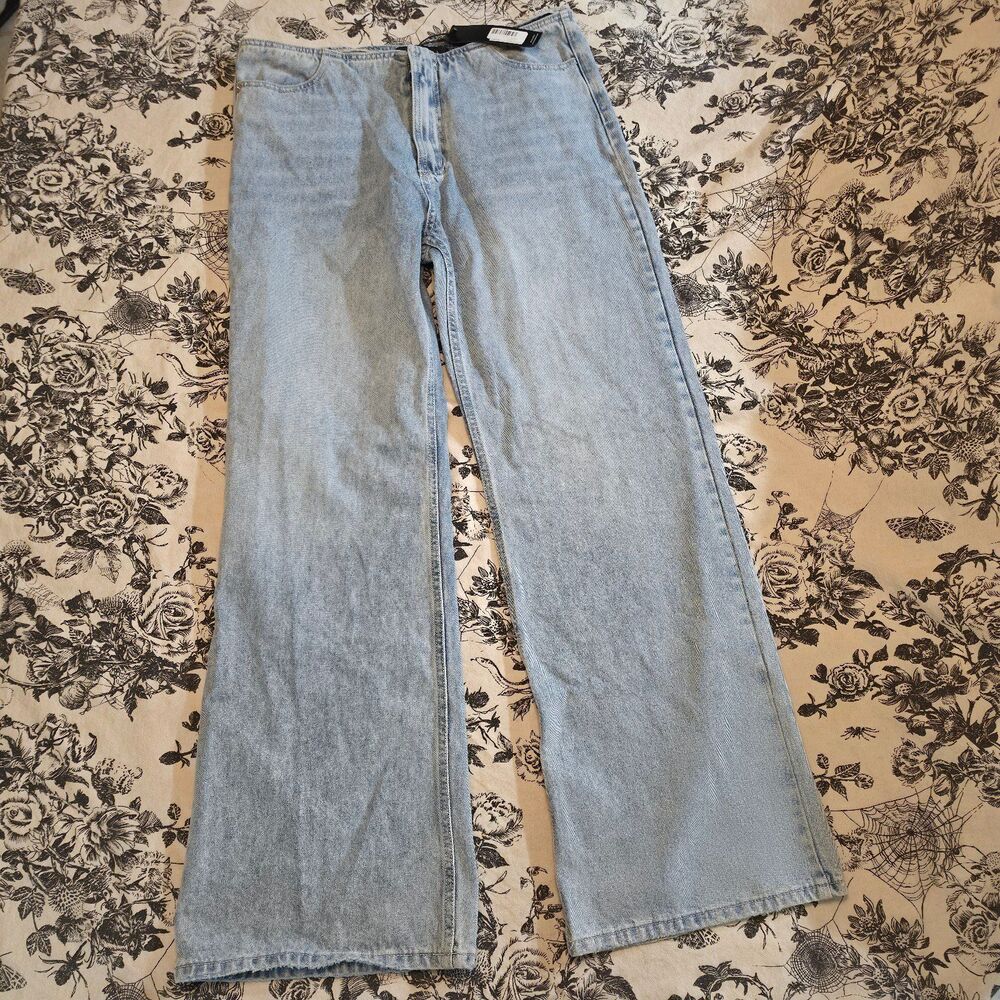 Lioness Light Wash Pratical Magic Jeans Low Rise Wide Leg Baggy Jeans US Size 8